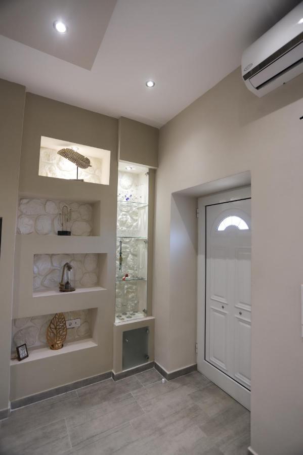 Agnítsini Olive Grove Deluxe Apartment מראה חיצוני תמונה