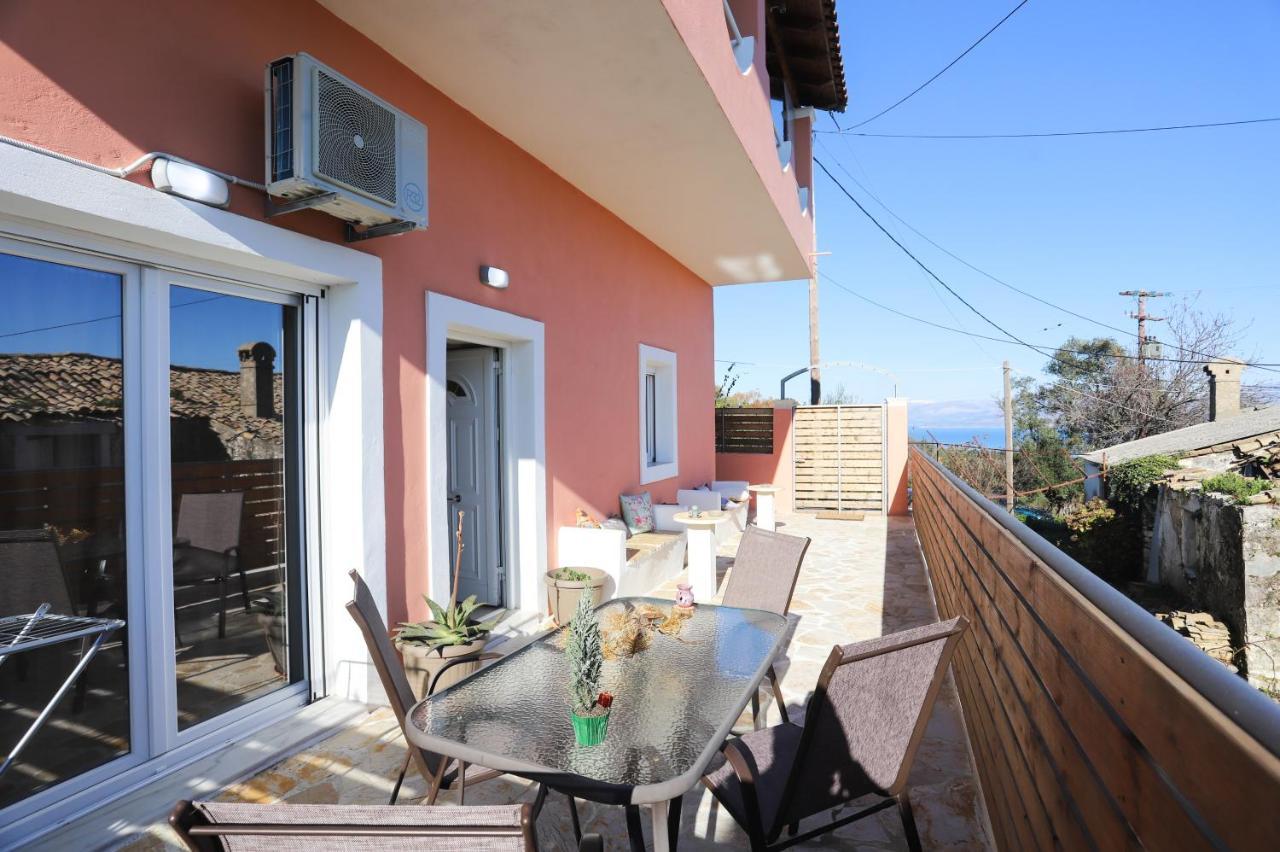 Agnítsini Olive Grove Deluxe Apartment מראה חיצוני תמונה
