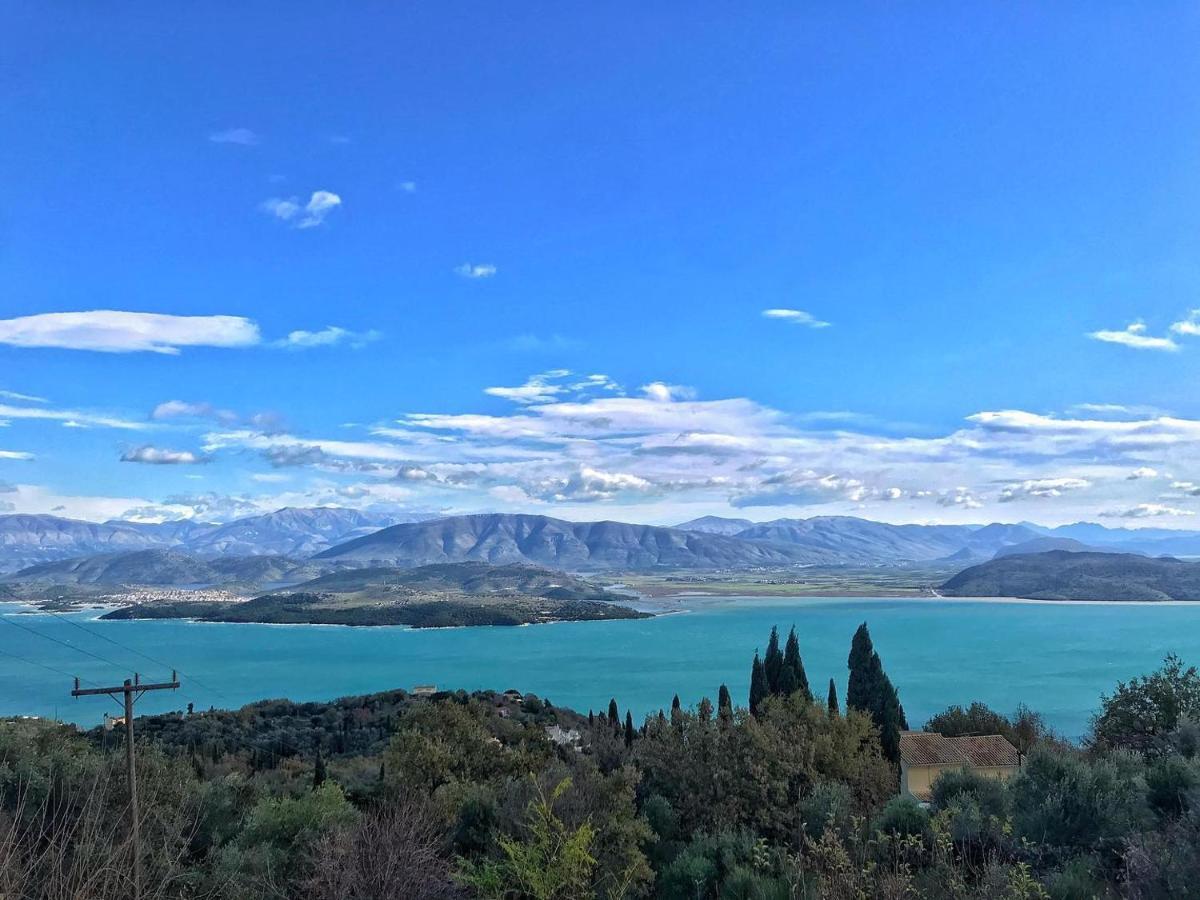 Agnítsini Olive Grove Deluxe Apartment מראה חיצוני תמונה