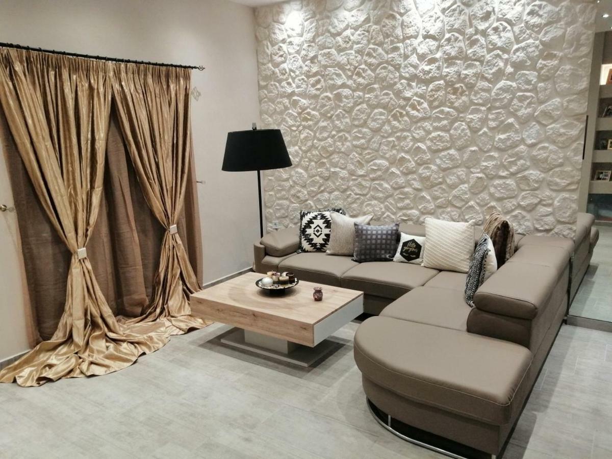 Agnítsini Olive Grove Deluxe Apartment מראה חיצוני תמונה