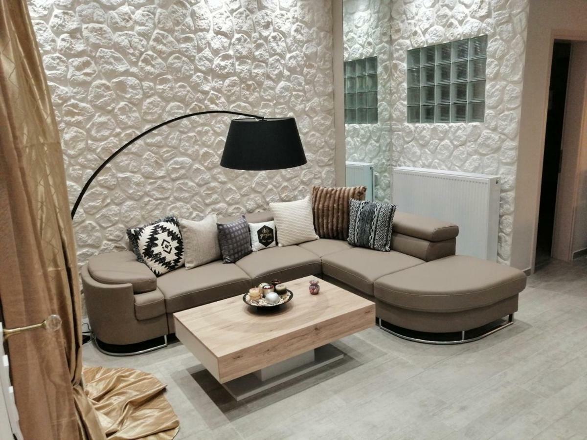 Agnítsini Olive Grove Deluxe Apartment מראה חיצוני תמונה