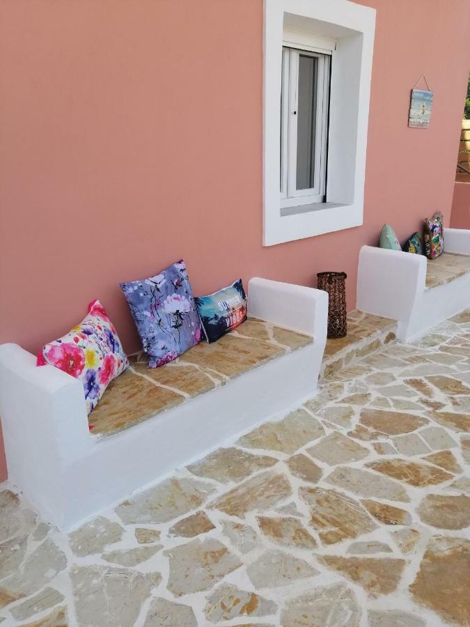 Agnítsini Olive Grove Deluxe Apartment מראה חיצוני תמונה